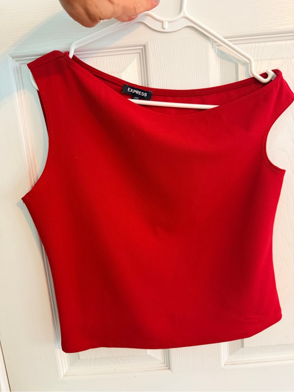 Express Women’s Red Boatneck Sleeveless Tank